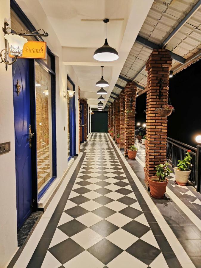 Отель The Lanswood Estate Лансдаун Экстерьер фото